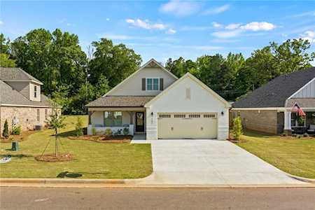 1627 Hidden Lakes Dr Opelika, AL 36801
