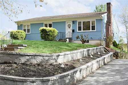 125 Lyman Ave North Providence, RI 02911