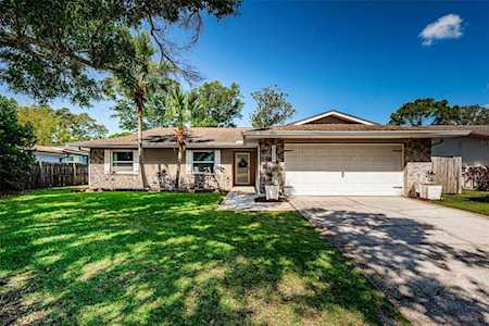 3332 W Wind Chime Dr Clearwater, FL 33761