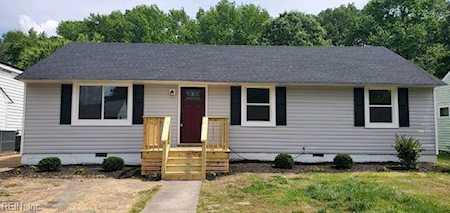 410 Winchester Dr Hampton, VA 23666