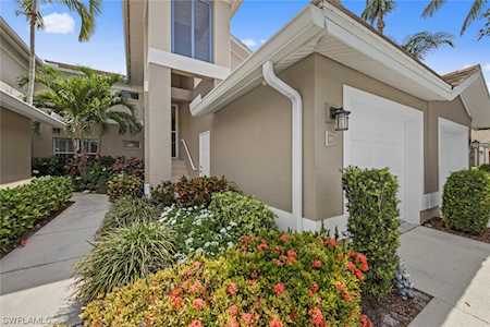 800 Carrick Bend Cir #203 Naples, FL 34110