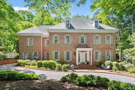 1105 Tazwell Place Raleigh, NC 27612