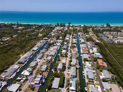 781 Saint Judes Dr N #B Longboat Key, FL 34228