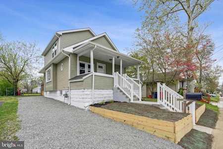 220 W Evergreen Ave Somerdale, NJ 08083