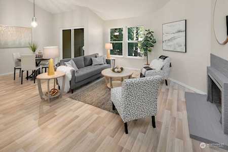 14651 NE 40th St #D-2 Bellevue, WA 98007