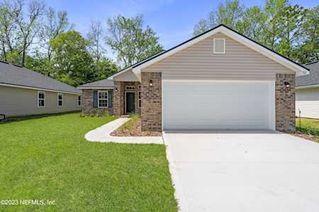 8112 Helmsley BLVD Jacksonville, FL 32219