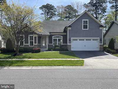 36321 Redstart Ct Ocean View, DE 19970