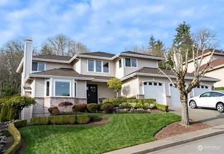 15404 SE 66th Place Bellevue, WA 98006