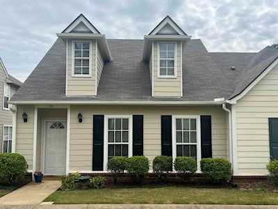 136 Center Springs Dr Collierville, TN 38017