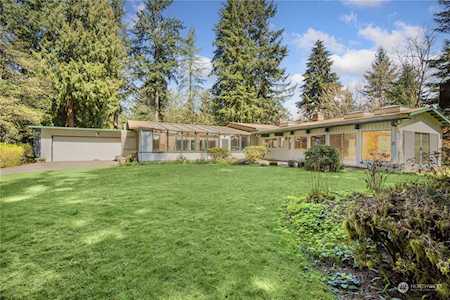 4609 140th Ave NE Bellevue, WA 98005