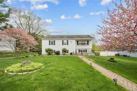 3486 Flanders Drive Yorktown Heights, NY 10598