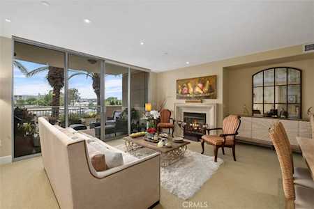 8031 Scholarship Irvine, CA 92612