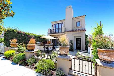 414 Narcissus Ave Corona Del Mar, CA 92625