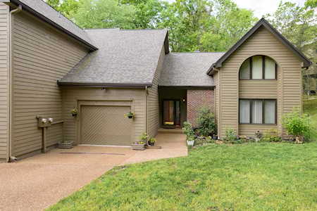770 Harpeth Trace Dr Nashville, TN 37221