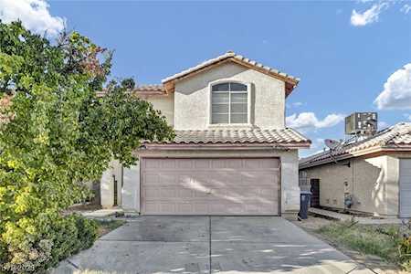 2104 Blue Zenith Circle Las Vegas, NV 89119
