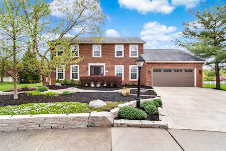 90 Gainsway Court Powell, OH 43065