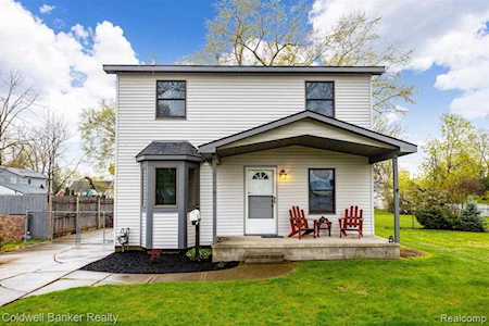 13997 San Jose Redford Twp, MI 48239