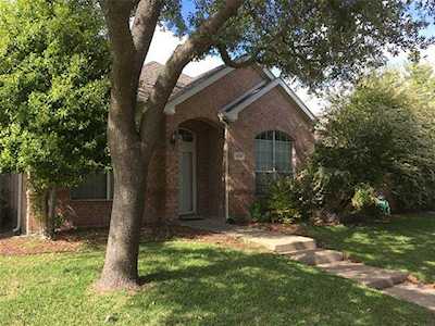 1527 Fallcreek Court Allen, TX 75002