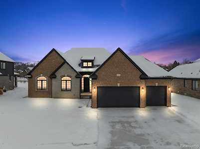 14129 Jode Park Utica, MI 48315