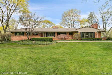 925 Westview Rd Bloomfield Twp, MI 48304