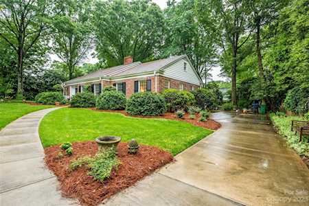 4300 Columbine Circle Charlotte, NC 28211