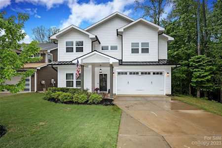 4303 Spring St Matthews, NC 28105