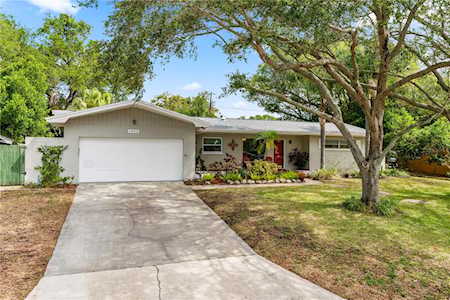 1972 Rebecca Dr Clearwater, FL 33764