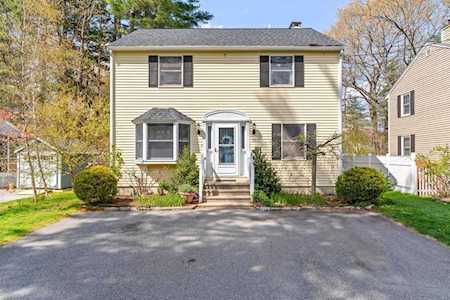 32 Beechwood Ave Sudbury, MA 01776