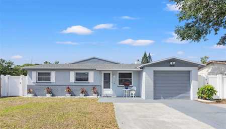 5999 91st Ave N Pinellas Park, FL 33782