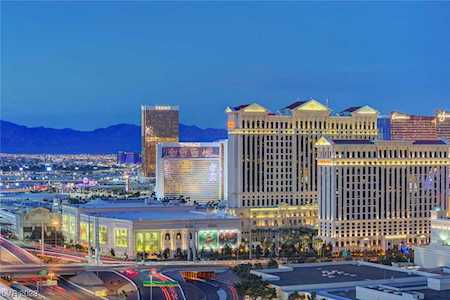 4471 Dean Martin Dr #2606 Las Vegas, NV 89103
