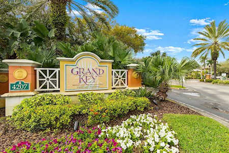 4207 S Dale Mabry Hwy #3201 Tampa, FL 33611