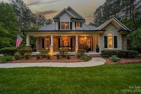 106 Grove Creek Ln Mooresville, NC 28117
