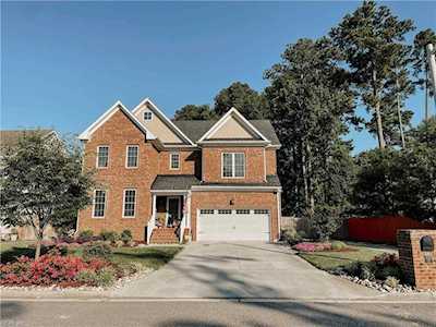 1829 Chloe Ln Virginia Beach, VA 23456