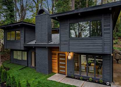 10020 Redmond Woodinville St NE Redmond, WA 98052