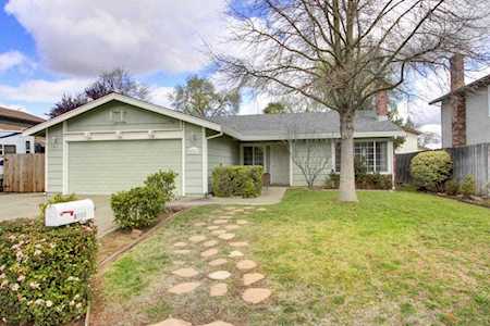 8961 Adobe Valley Court Elk Grove, CA 95624