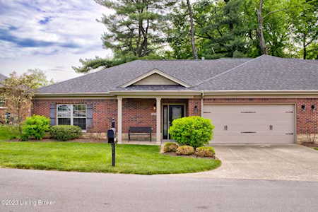 6436 Clover Trace Cir Louisville, KY 40216
