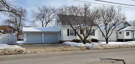 1110 Knapp St Oshkosh, City of Oshkosh, WI 54902