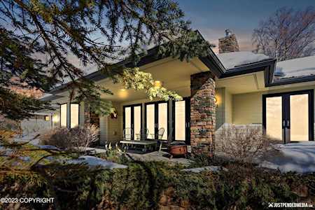 2121 Atwood Dr Anchorage, AK 99517