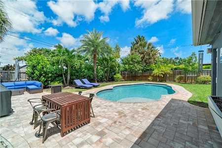 825 NW 28th St Wilton Manors, FL 33311