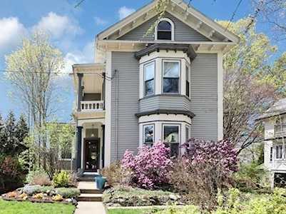 54 Mount Vernon St Boston, MA 02132