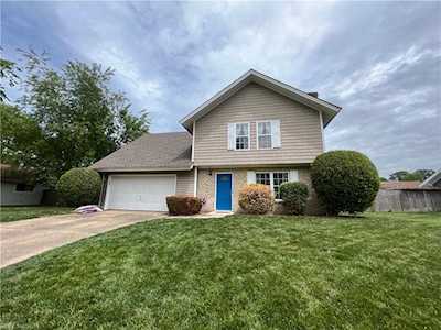 1452 Woodside Ct Chesapeake, VA 23320