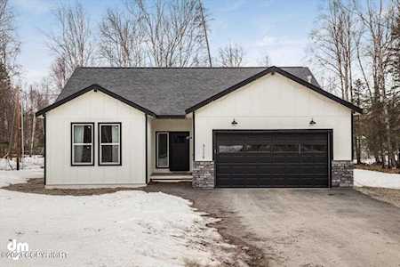 3110 N Arctic Fox Dr Wasilla, AK 99654