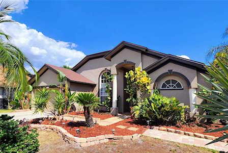 10034 Oasis Palm Dr Tampa, FL 33615