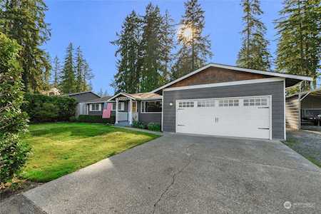 15412 Cascadian Way Lynnwood, WA 98087