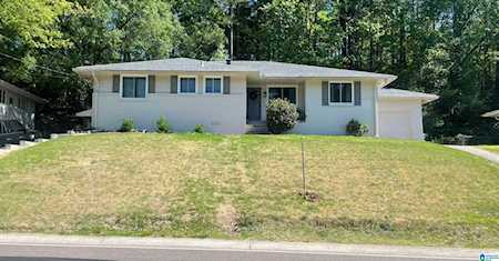 1529 Cresthill Road Birmingham, AL 35213