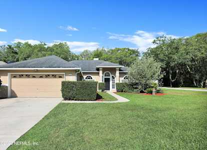 1804 Branch Vine DR W Jacksonville, FL 32246