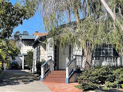 2006 Chalcedony St San Diego, CA 92109