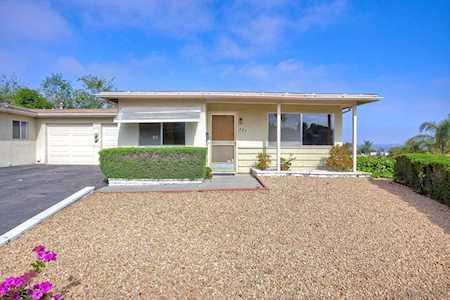203 Hollenbeck Rd San Marcos, CA 92069