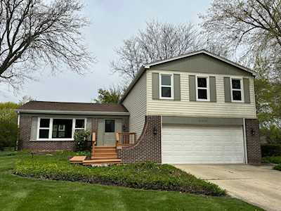 6S010 Greenwood Ct Naperville, IL 60540