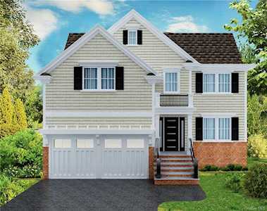 5 Railside Ave White Plains, NY 10605